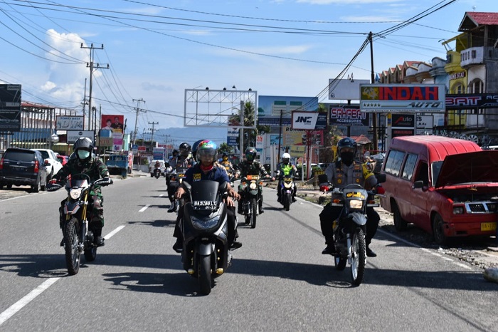 Kapolres Bukitinggi bersama jajaran, Dandim 0304/Agam, dan Kajari Bukitinggi melaksanakan Patroli secara bersama di wilayah Kota Bukittinggi dan Agam Timur